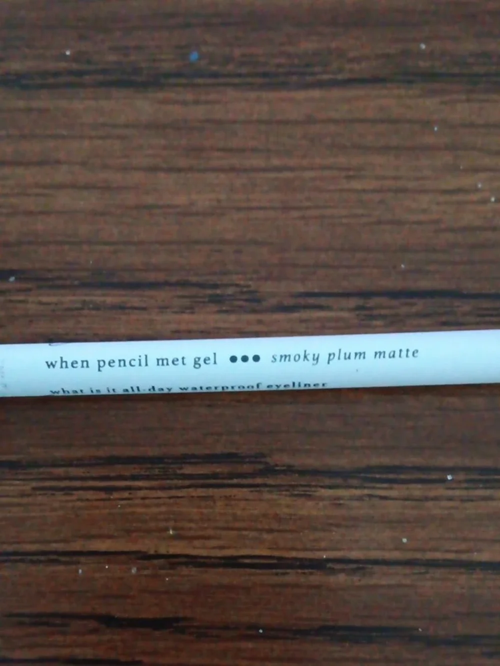 Julup Beauty Eyeliner Smoky Plum .
